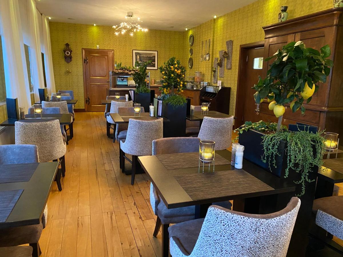 Boutique Hotel Restaurant Hollerather Hof Hellenthal Exteriör bild
