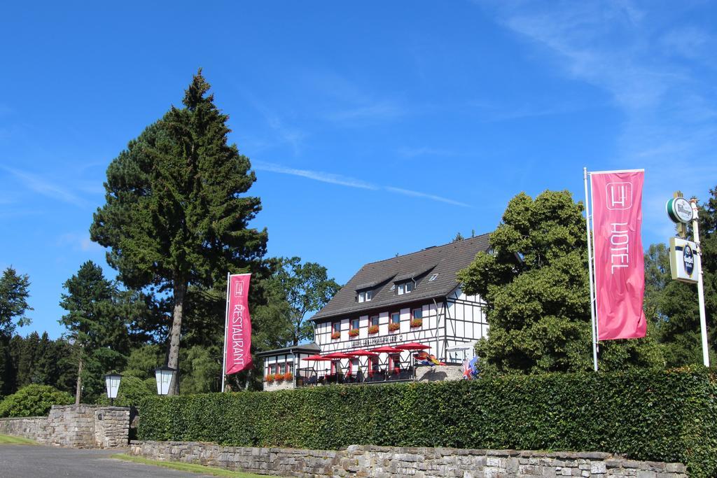 Boutique Hotel Restaurant Hollerather Hof Hellenthal Exteriör bild